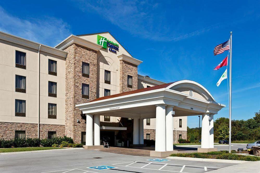 Holiday Inn Express & Suites Morristown, An Ihg Hotel Exterior photo